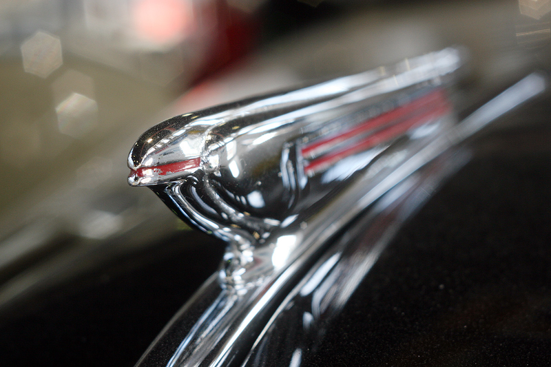 Illustration for article titled 17 Gorgeous Hood Ornaments That Defined These Classic Cars